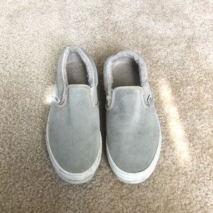 Nude fur vans